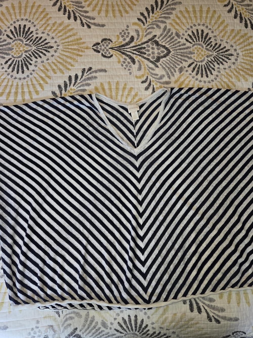 Chico's Navy and White Stripe V-Neck Linen Blend Top - Picture 5 of 9